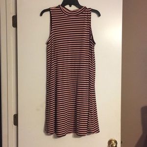 Women’s dress